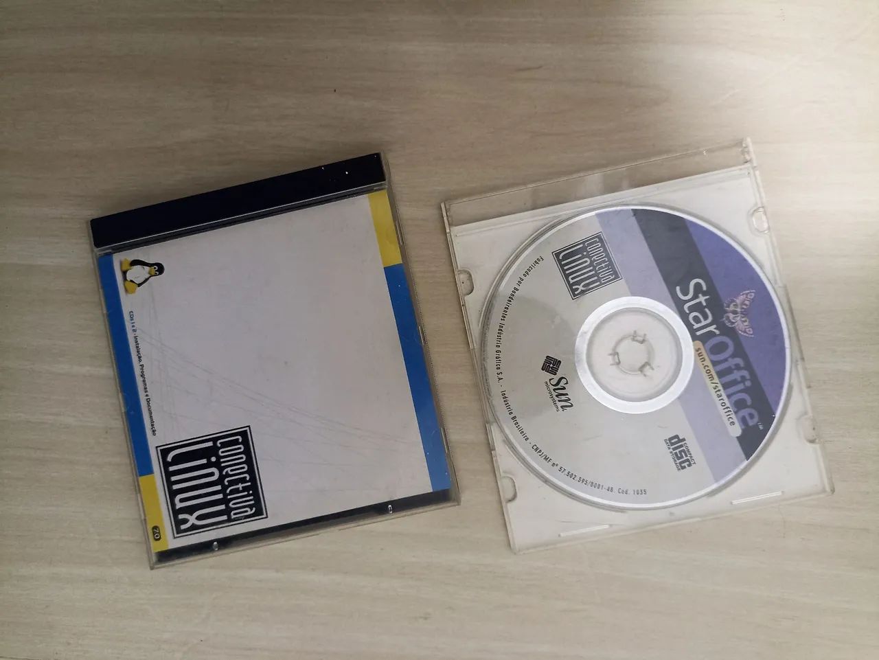 Linux Conectiva 7.0 + StarOffice CD