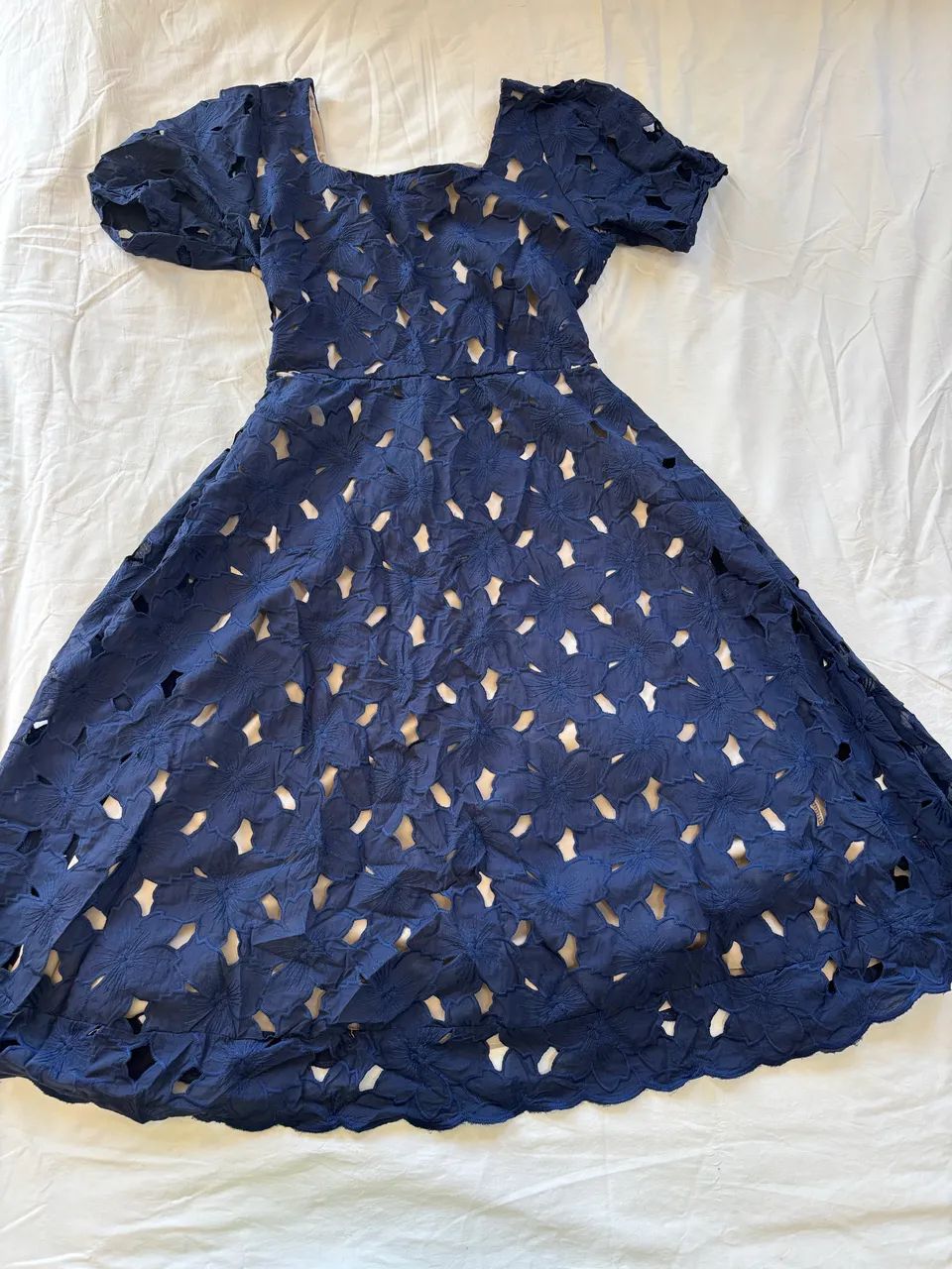 Vestido mídi renda 
