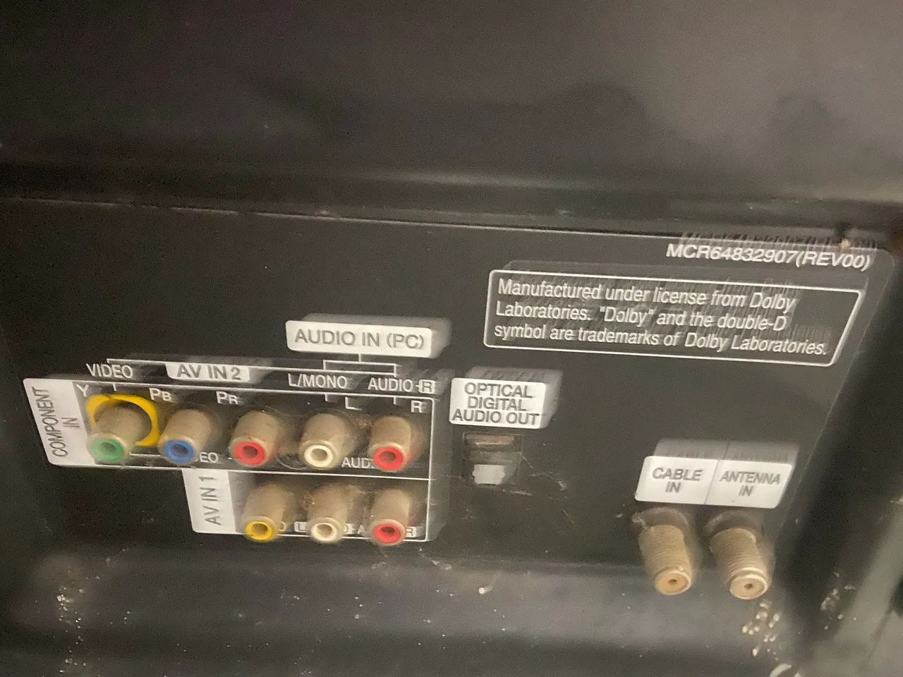 TV para retirada de peças 