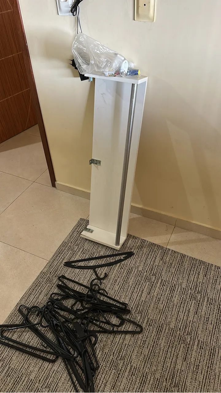 cabideiro de roupa para parede - Foto 2