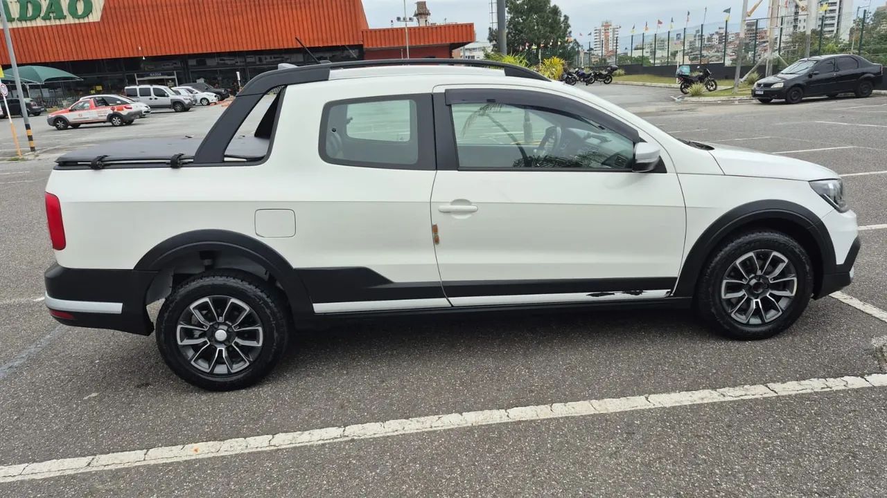 Volkswagen Saveiro Cross 1.6 T.flex 16V CD 2017 - Foto 4