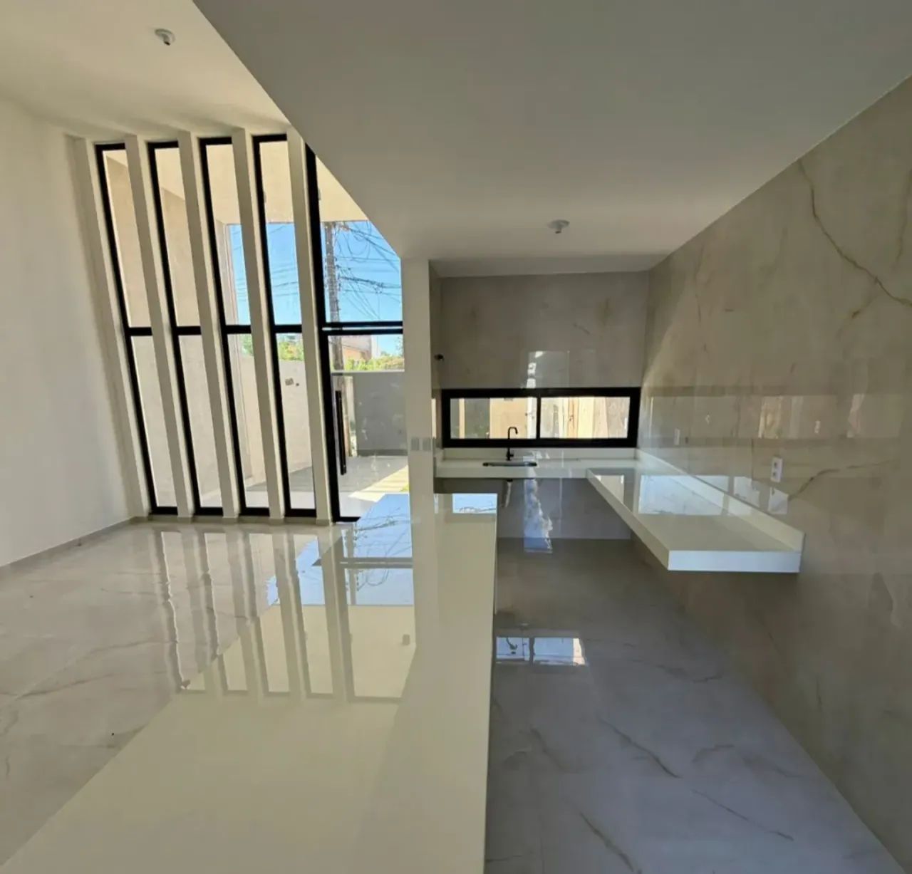 Casa com 3 suítes em Fortaleza - Foto 2