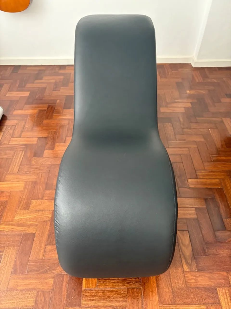 Poltrona Tantra Divã Erótico Recamier Corino Facto Preto - Foto 2