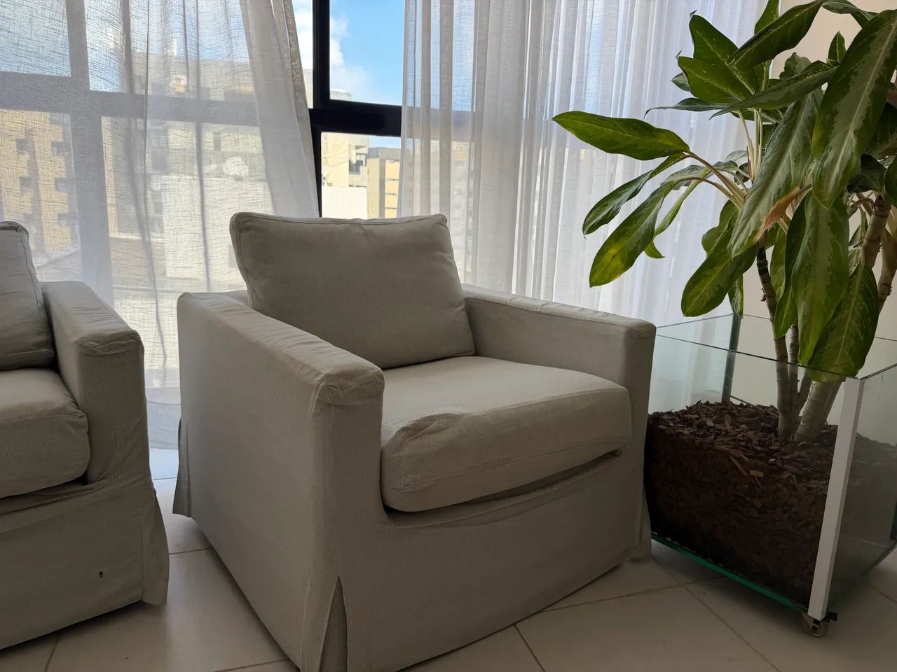 Poltronas para sala de estar.
