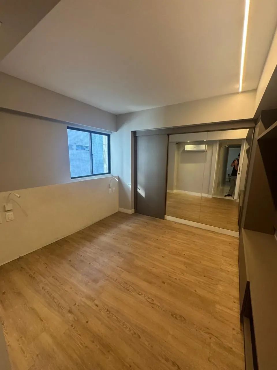 Alugo lindo apartamento na navegantes 180 m2 3 quartos com dependência de funcionária. - Foto 12