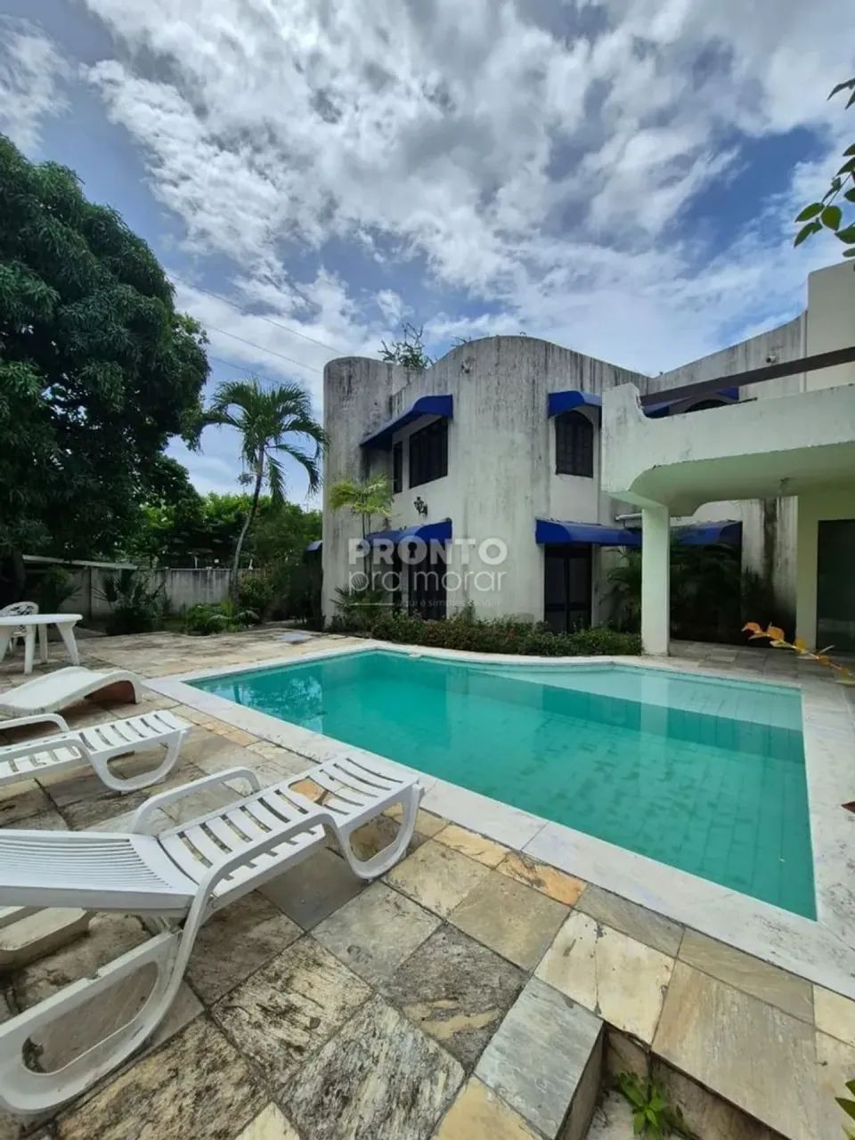 Casa  para aluguel com 05 quartos 413m² no Pina