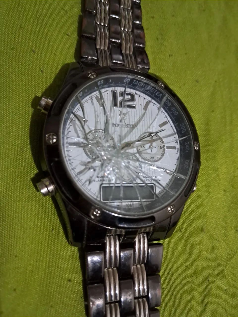 Relogio masculino com defeito 