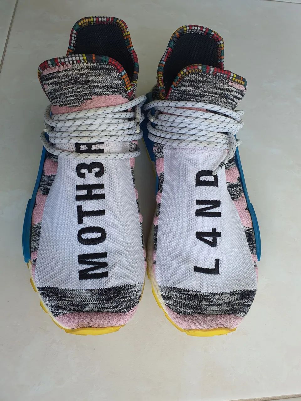 Tênis Adidas Pharrell Williams Motherland Original.