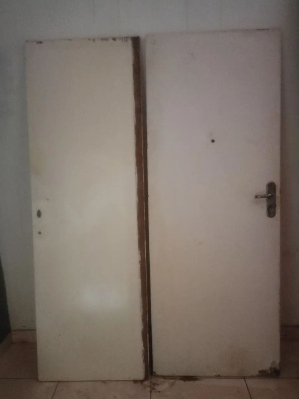 2 portas lisas de madeira 