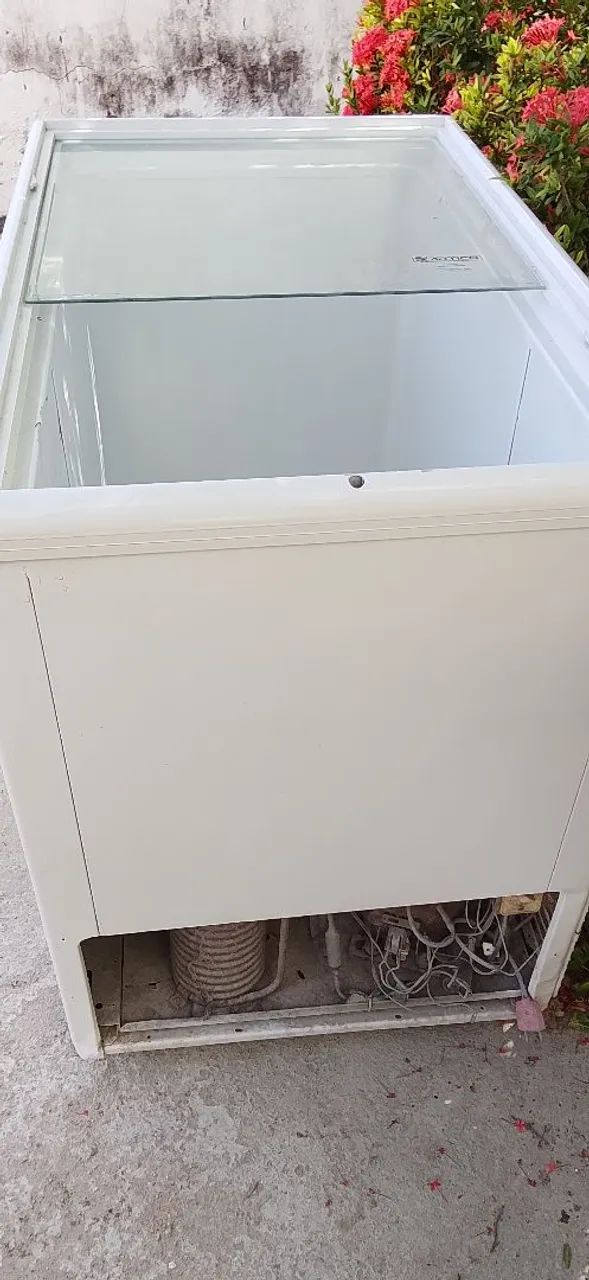 Freezer horizontal com defeito pra vender logo  - Foto 4