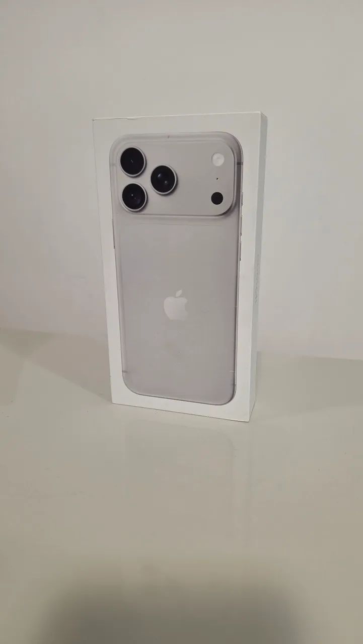 iPhone 18 Pro Max 256GB Silver - novo - Foto 2