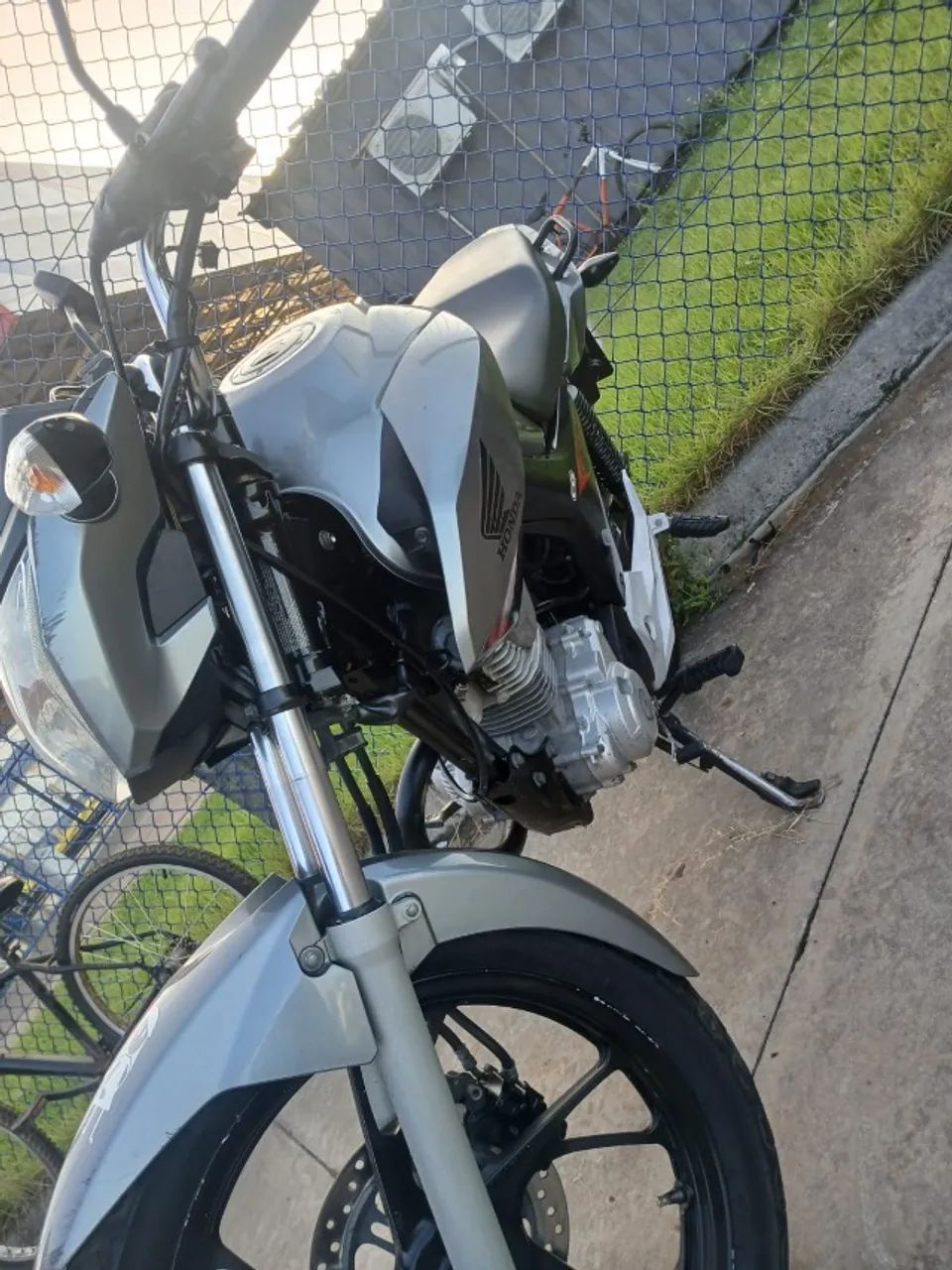 Selada , quitada sem multas pronto p passar ... 