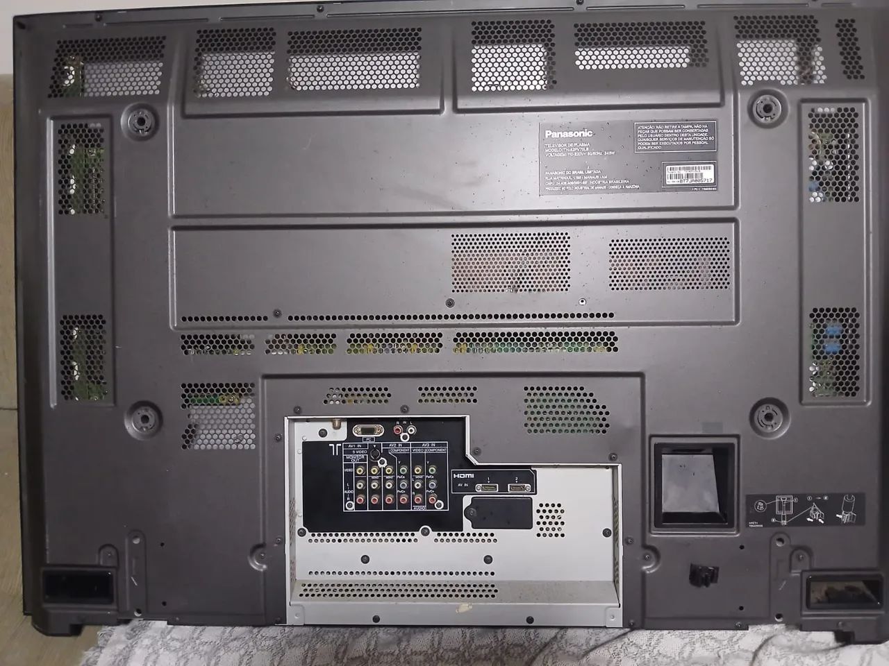 Tv Panasonic com Defeito para retirada de peças  - Foto 4