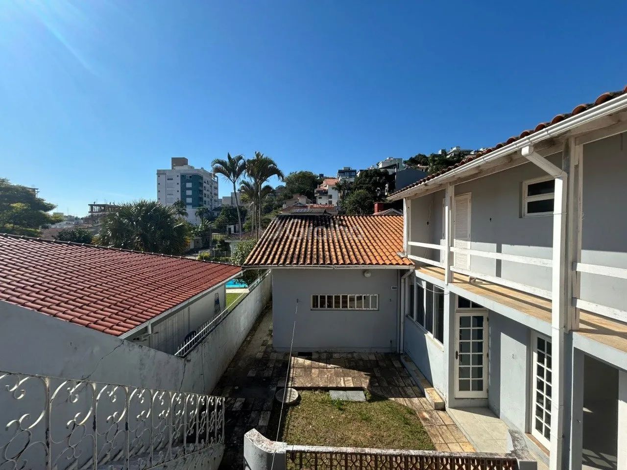 Casa de 482m² com 6 quartos sendo 3 suítes no Pantanal