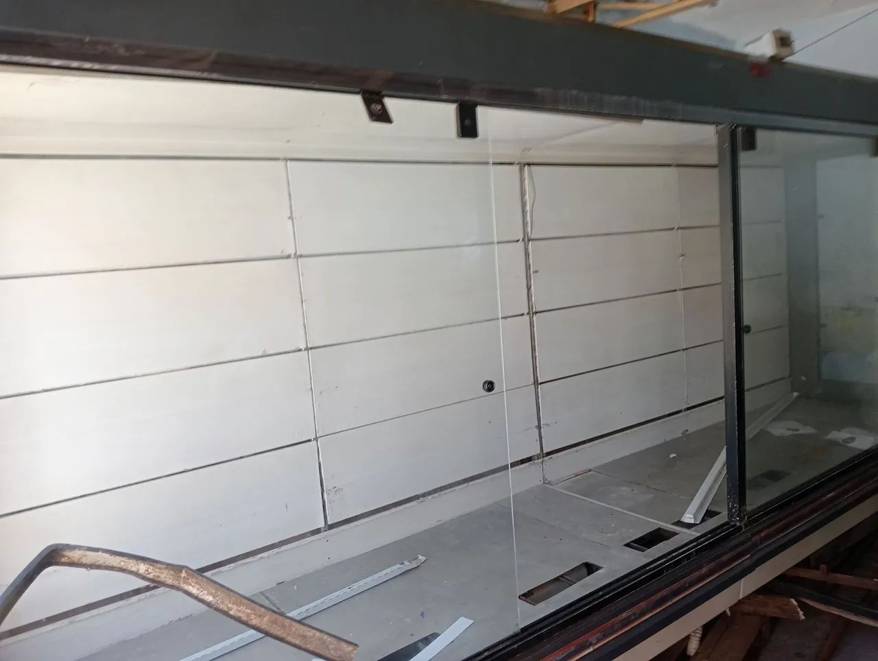Vendo freezer completo 4×1:80.