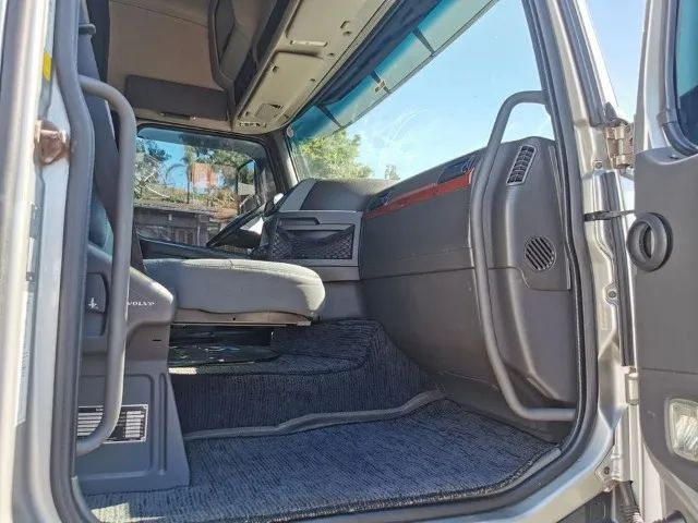 Volvo Fh 440 6x2 - 2011 Cavalo - Foto 5