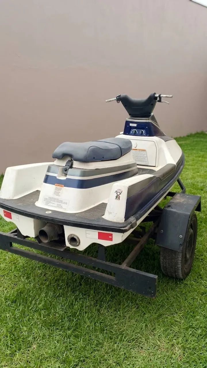 Jetski Kawasaki ano 90 modelo ts750 - Foto 2