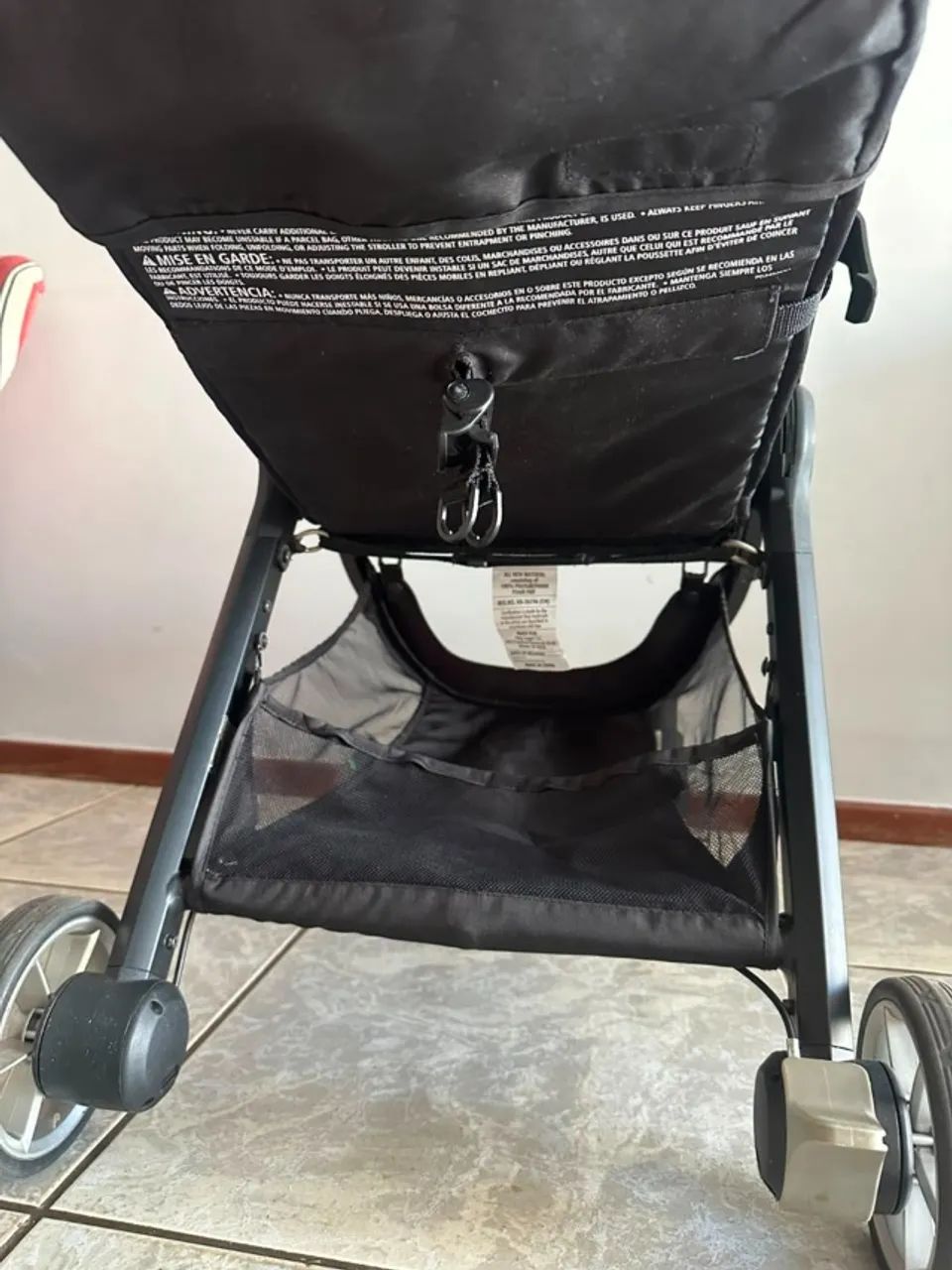 Carrinho de Passeio Baby Jogger City Tour 2 Ultracompacto, pouco uso - Foto 4