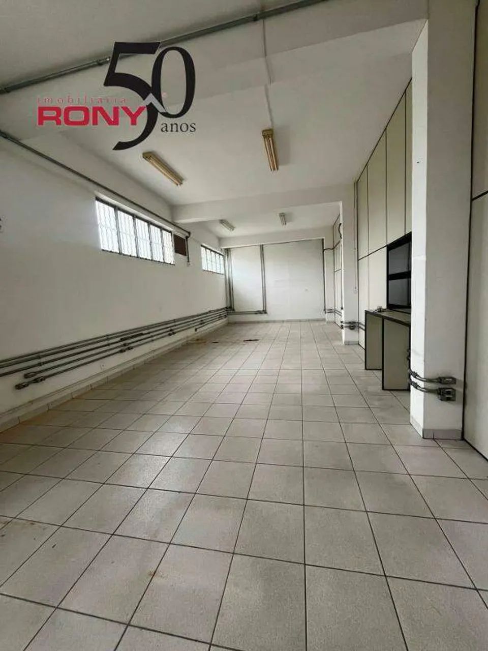 Ponto Comercial para Alugar em Guaratinguetá (Bairro Pedregulho) | 557,20 m² | 10 Salas |  - Foto 2
