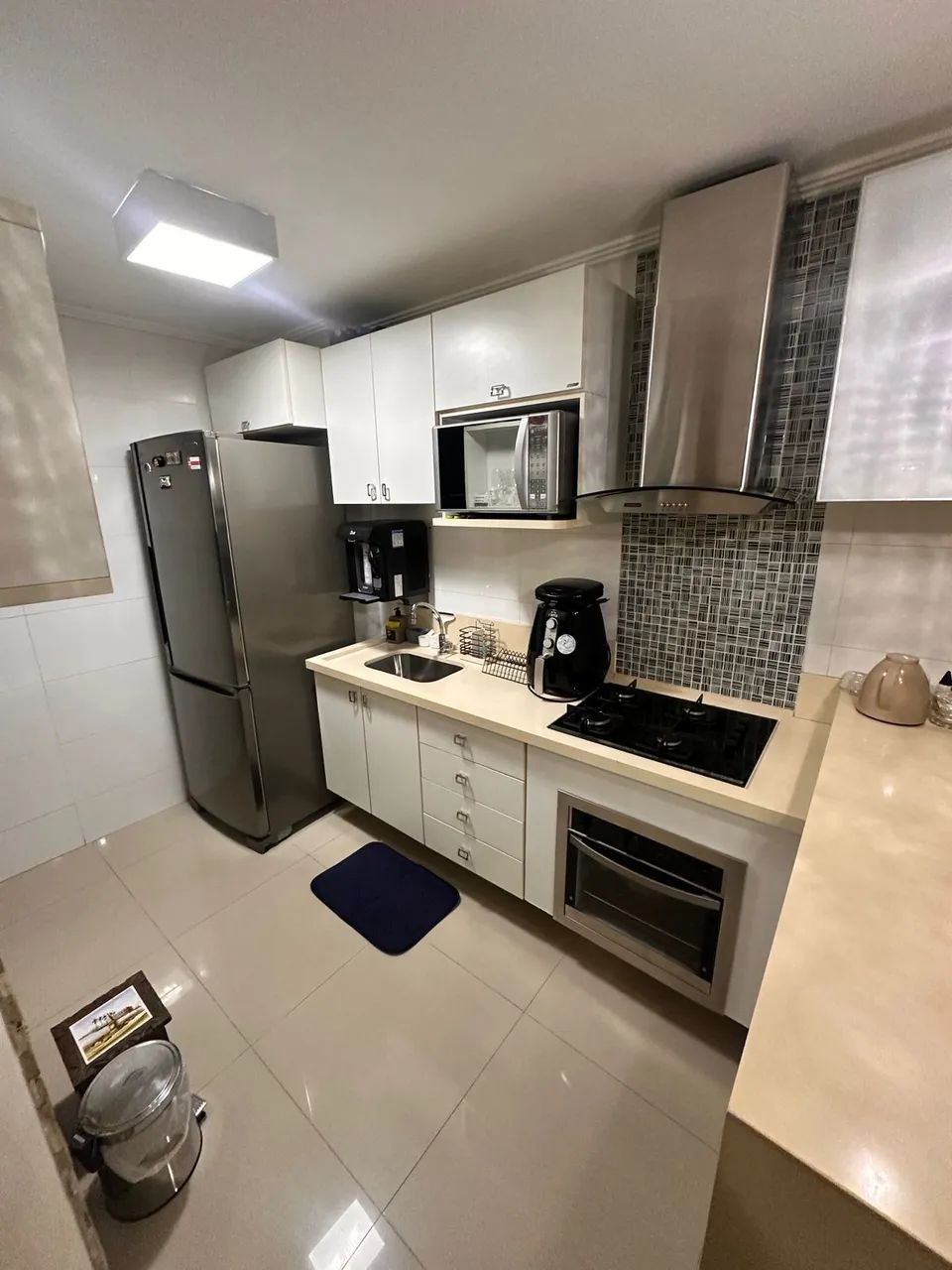 Alugo Apartamento Semi Mobiliado |2 quartos com suíte - Foto 3