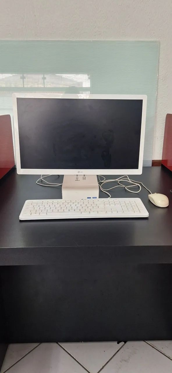 Computador LG All in One Celeron para Escritório e Home Office  - Foto 4