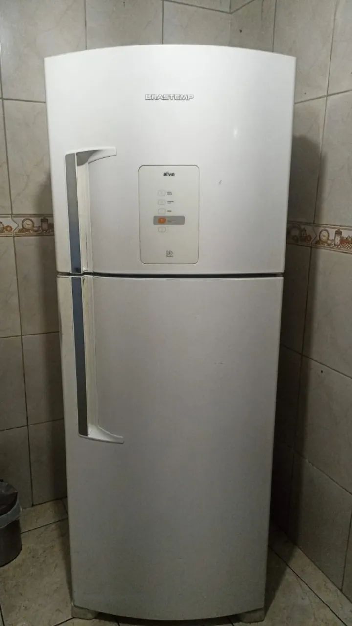 Geladeira Brastemp Frost Free semi nova