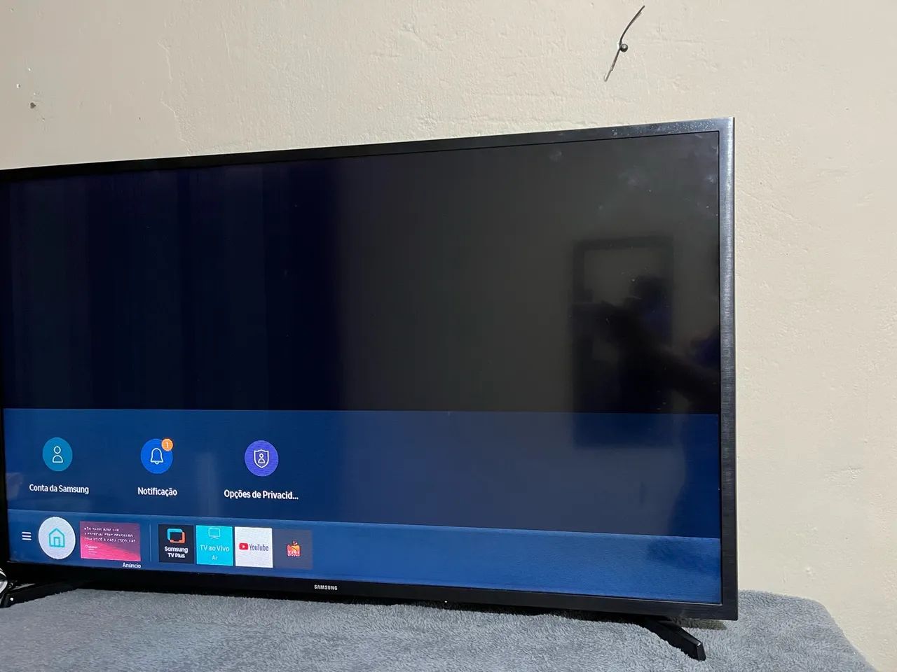 TV Samsung de 43 polegadas, com defeito na led  - Foto 3