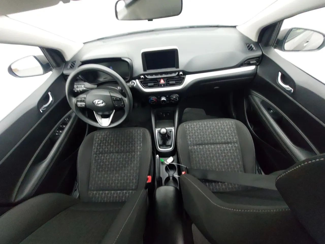 Hyundai HB20 Limited 1.0 Flex 12V Mec., foto 15 de 18
