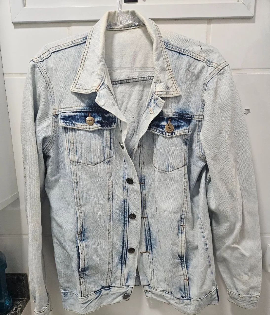 jaqueta jeans custom asas e respingos Savanah 