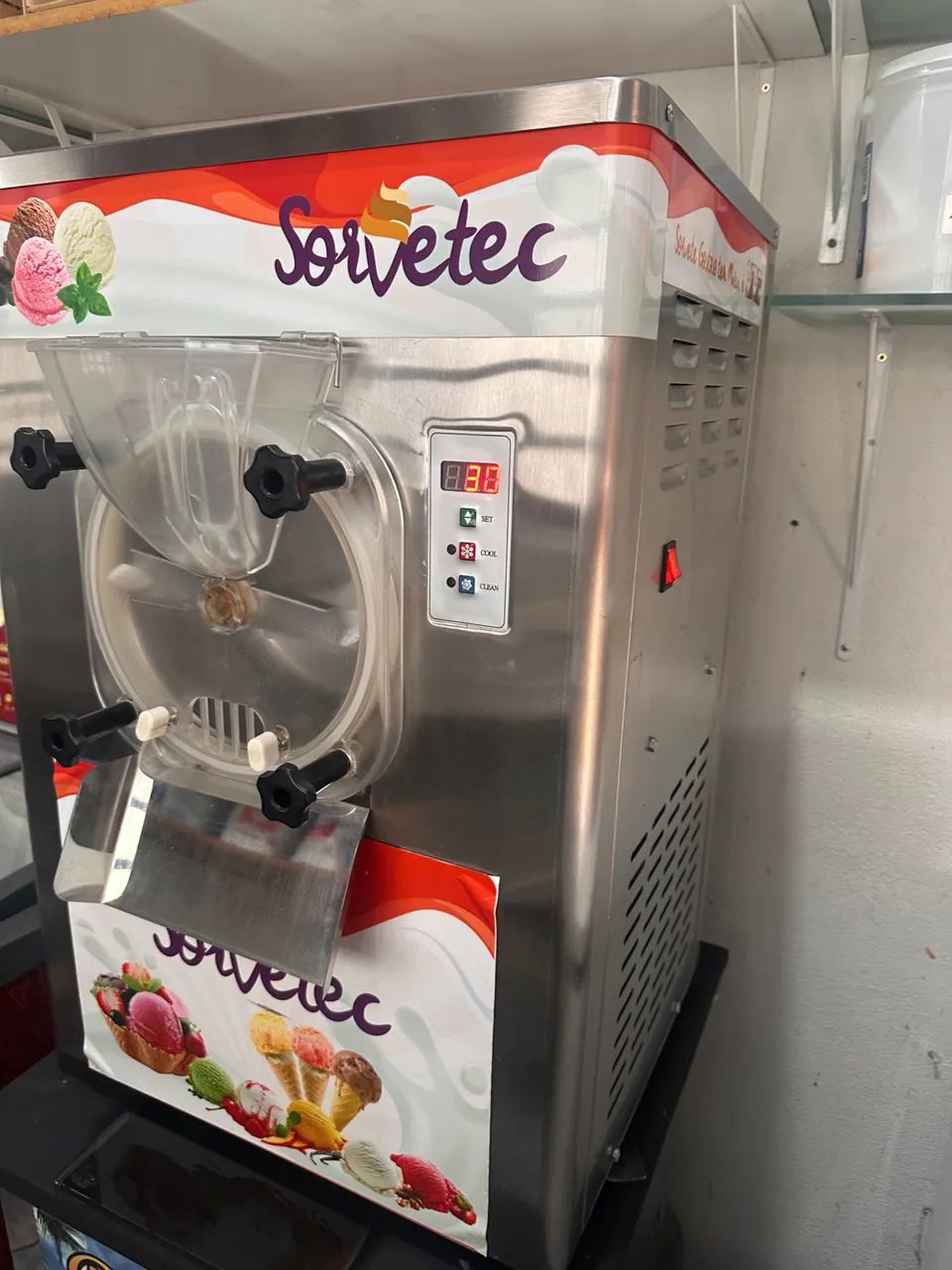 Máquina de sorvete Sorvetec profissional 20/h - Foto 3