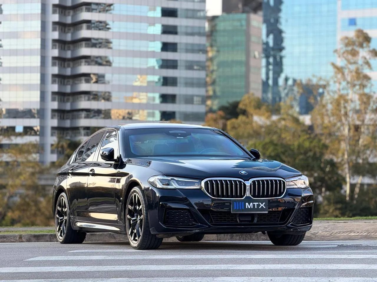 BMW 530E 530e M Sport 2.0 Turbo Aut. (Híbrido) 2021