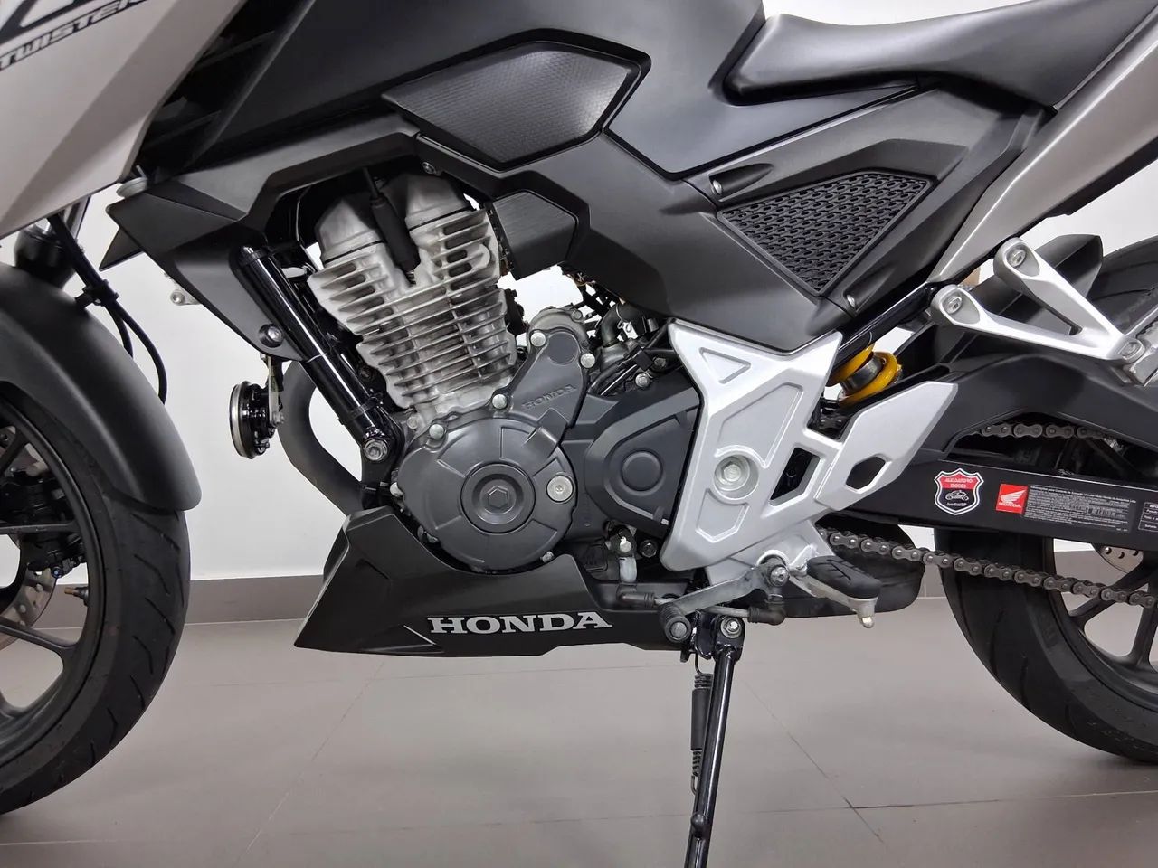 HONDA CB 3 - Foto 4