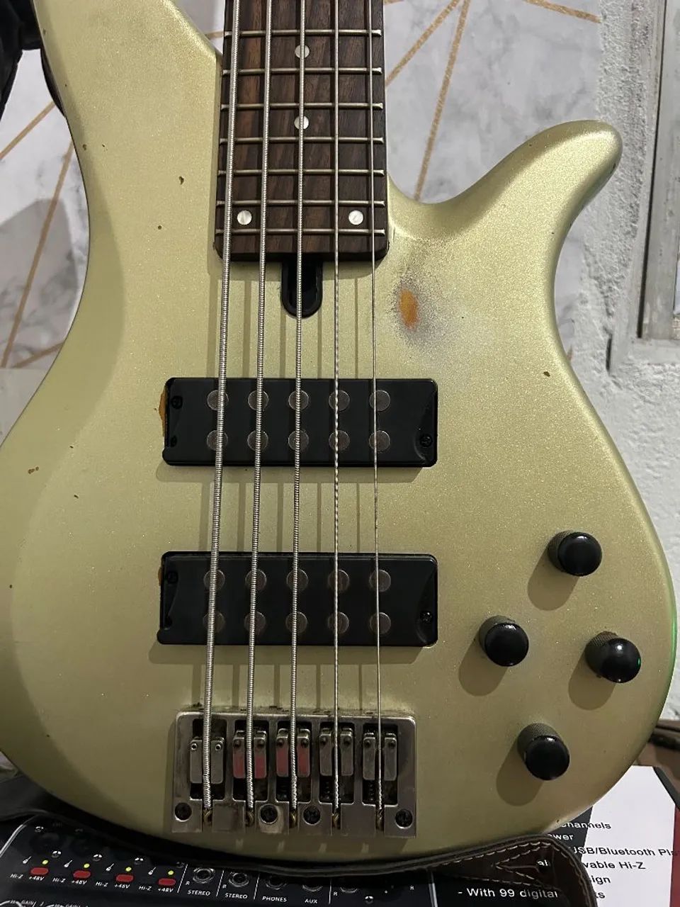 Baixo Yamaha TRBX 375 - Foto 4