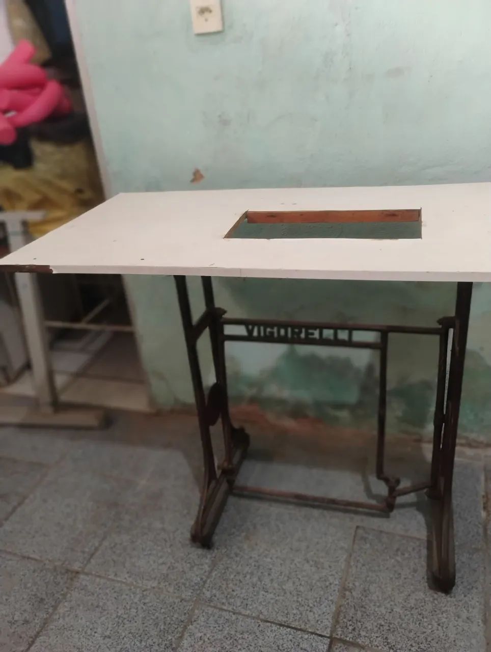 Masa para máquina pernas de ferro ,250,00 - Foto 3