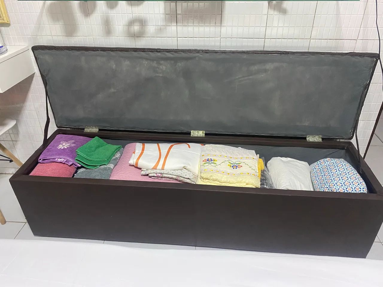 Vendo Baú + cabeceira para cama queen  - Foto 2