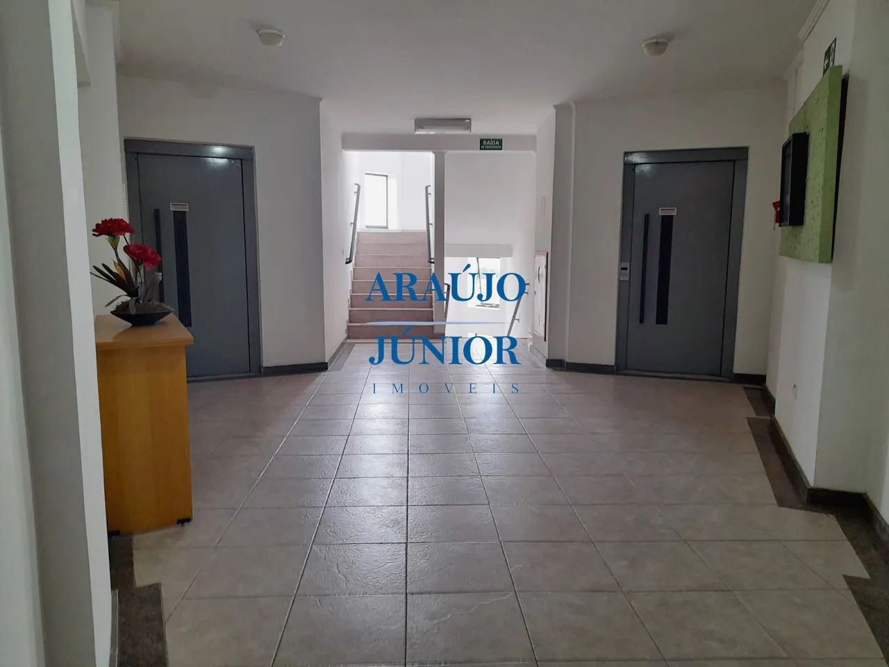 FLAT PARA VENDA E LOCAÇÃO EM ÓTIMA LOCALIZAÇÃO - Foto 3