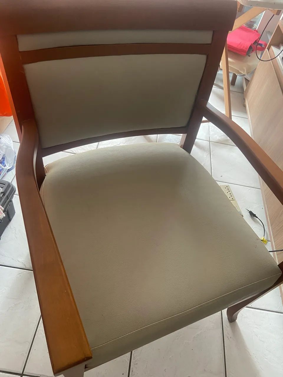 Cadeiras de apoio (poltronas) - Foto 3