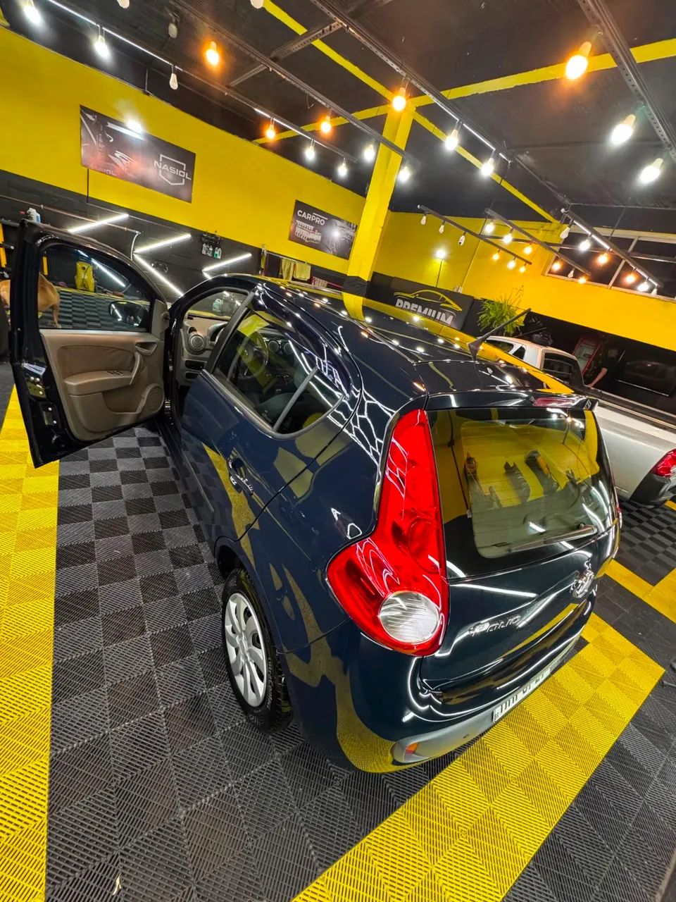 Fiat Palio Attractive 1.0 EVO Fire Flex 8V 5P 2015 - Foto 2