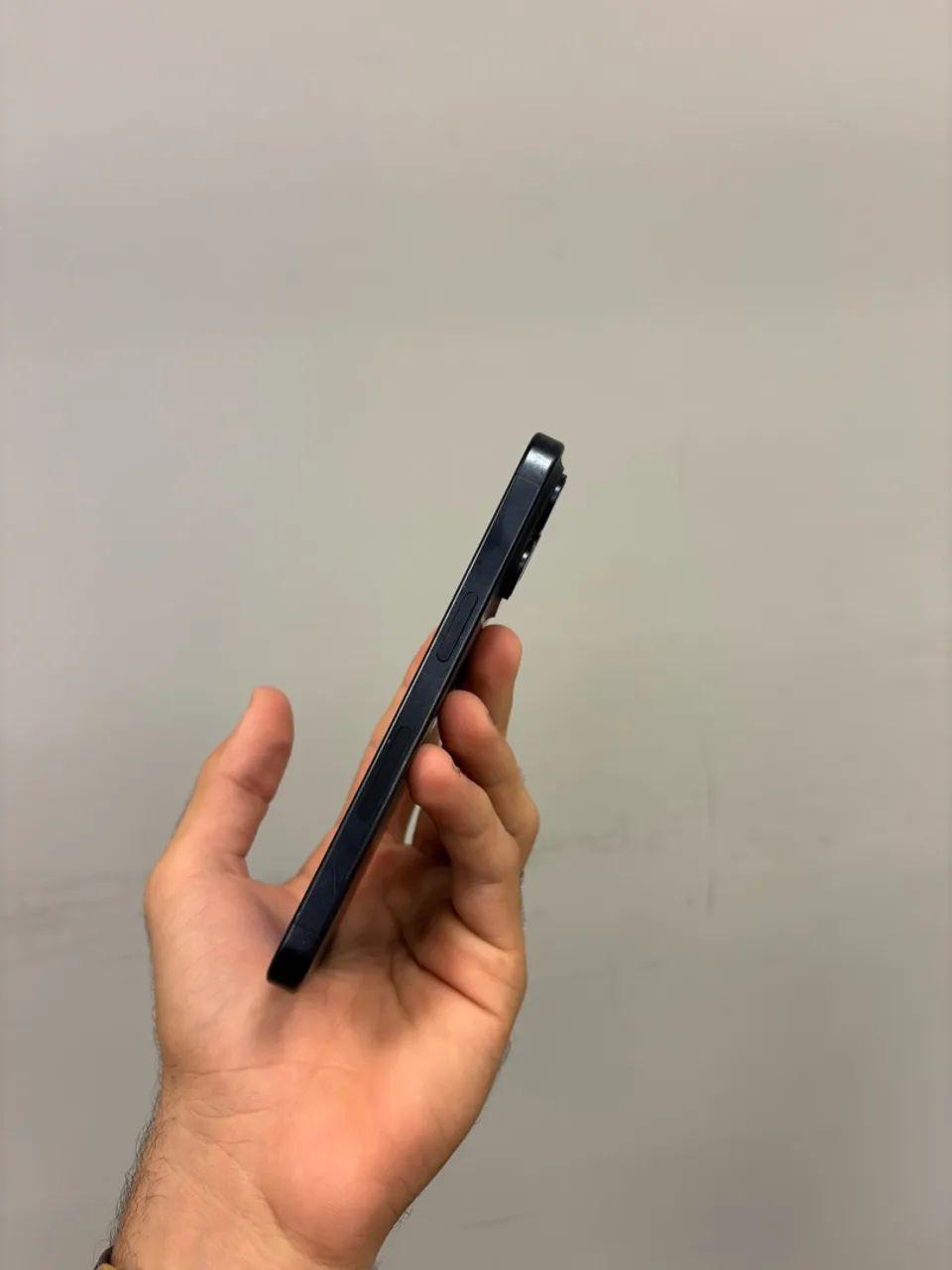 Iphone 15 Pro Titanium - IMPECÁVEL  - Foto 3