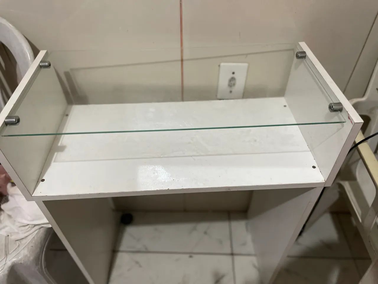 Mesa multiuso em perfeito estado  - Foto 2