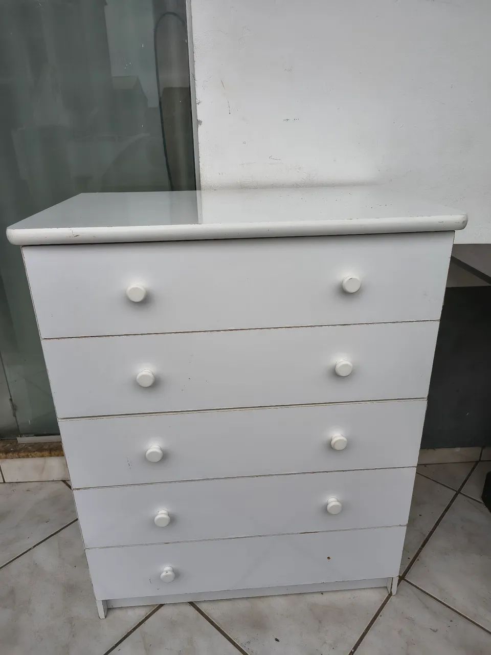 Cômoda branca