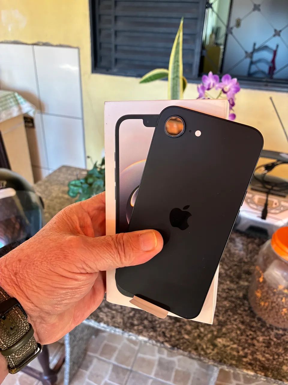 iPhone 16 é 256 gb (novo) - Foto 2