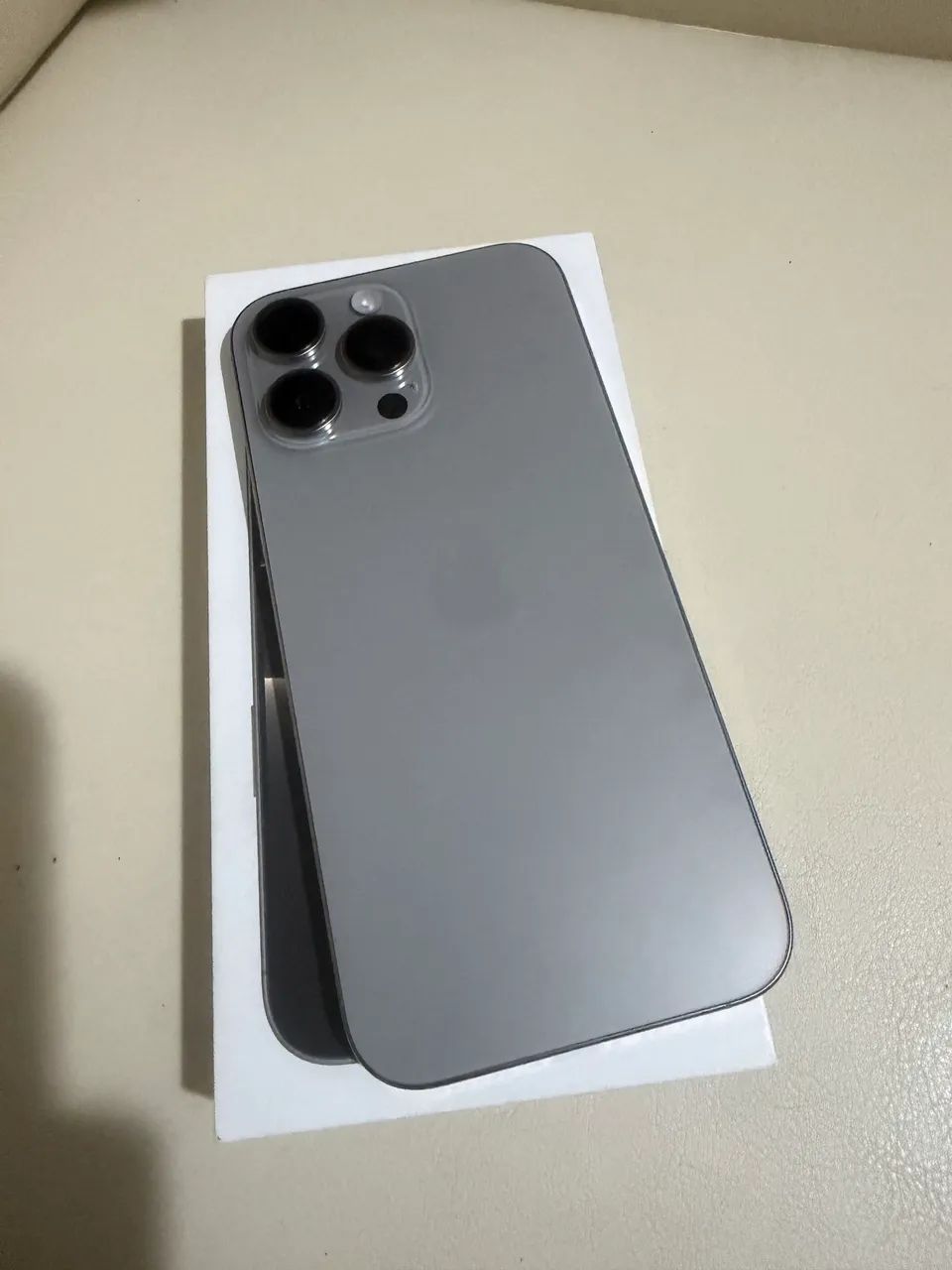 iPhone 16 Pro Max - 100% Bateria - 256GB - Foto 2