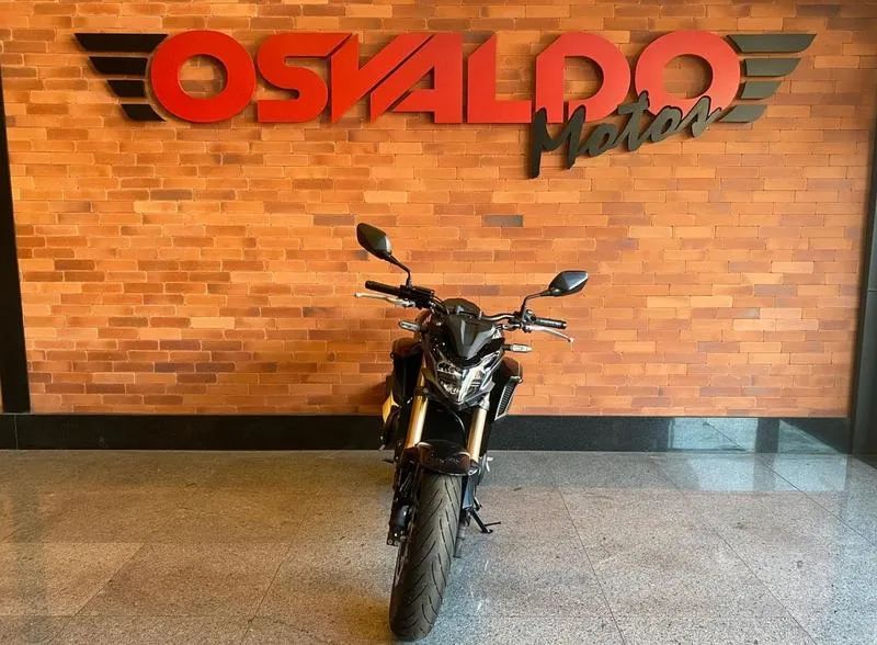 HONDA CB 500F 2023 - Foto 4