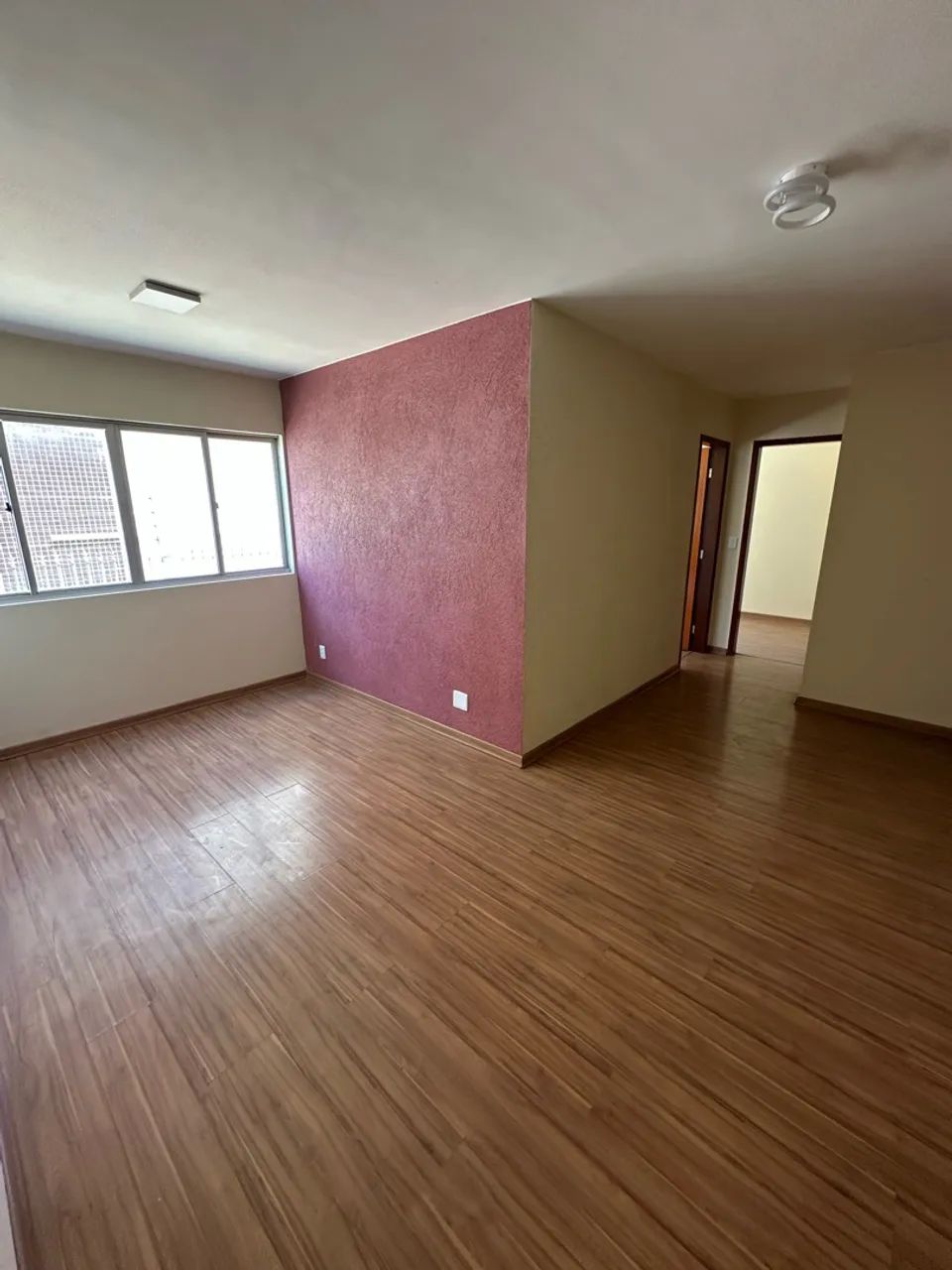 2 Quartos + Garagem Coberta | QS 406