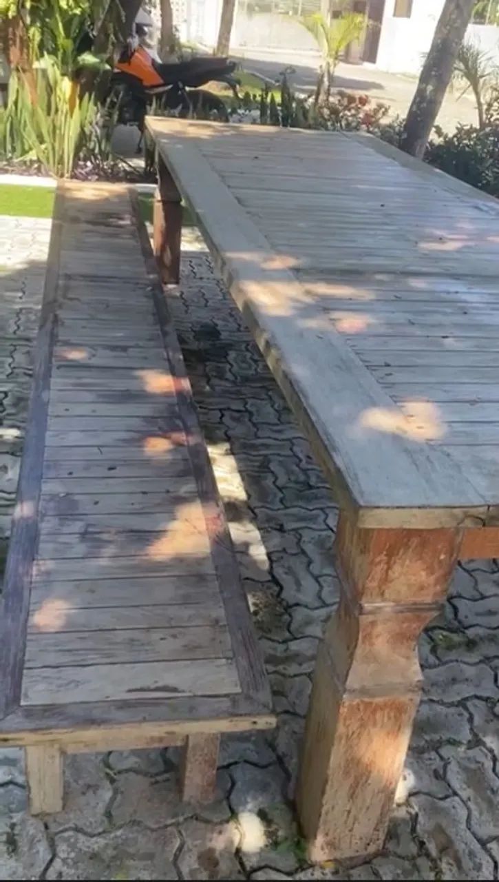 MESA DE MADEIRA MAÇIÇA 3,5M COM 2 BANCOS DE 3,5 M   - Foto 2