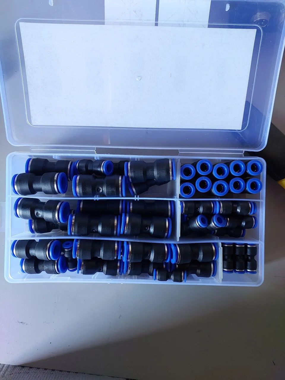 ?Kit 60 Conectores Pneumáticos Engate Rápido Reto 4mm A 12mm - Foto 2