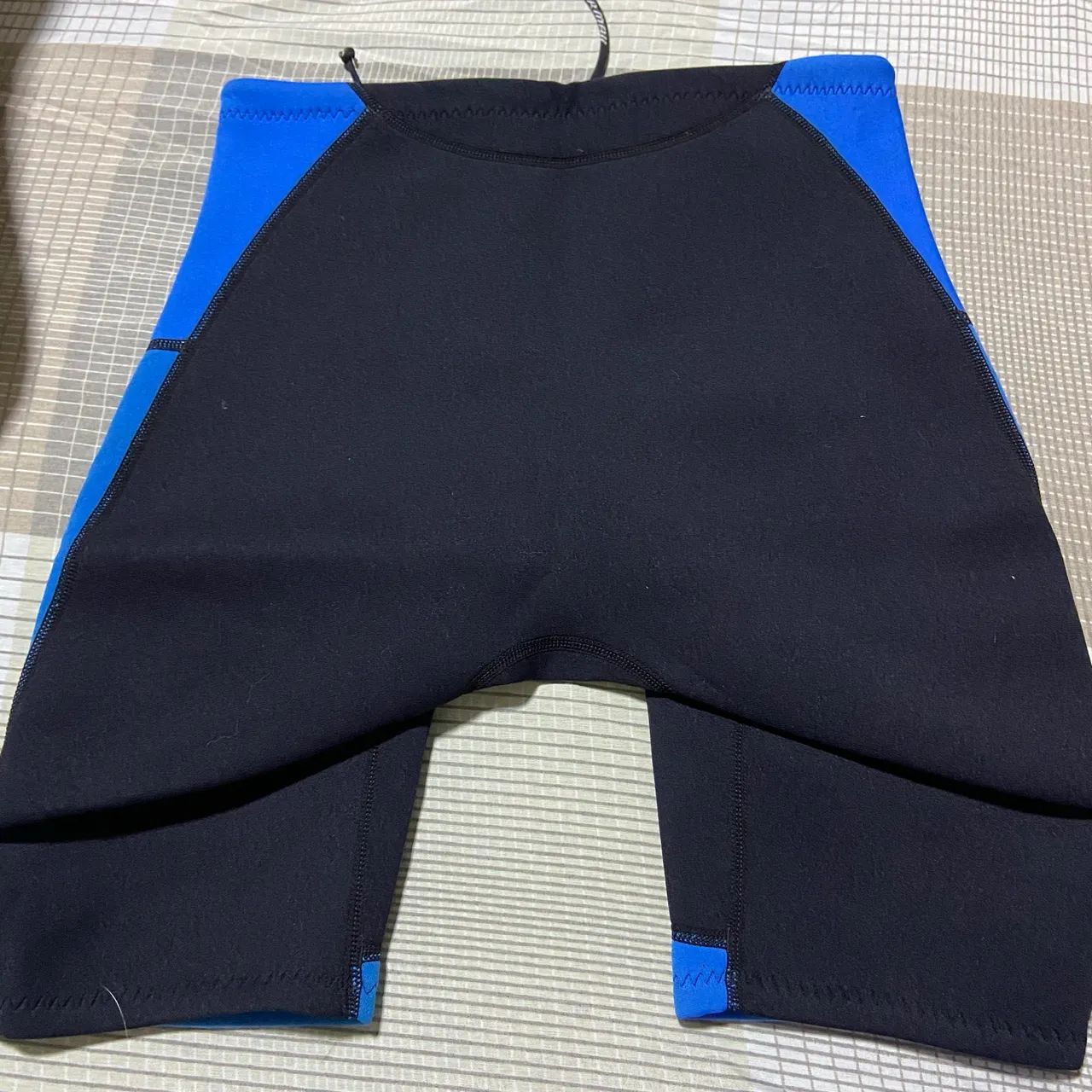 Bermuda de neoprene - Foto 2