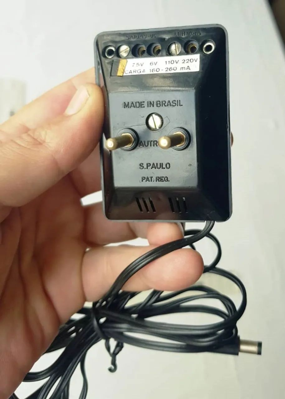 Fonte de Alimentação Com Ajuste de Tensão - Marca Evitpilhas Autron - Funcionando - Foto 6