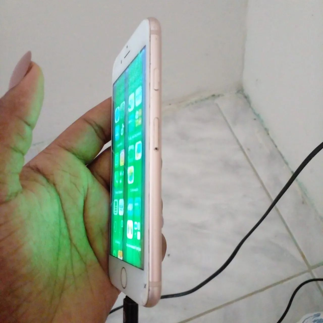 Celular IPhone 8 - Foto 3